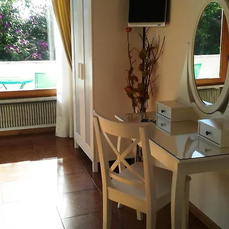 Il Giardino Di Anna Bed & Breakfast 4*